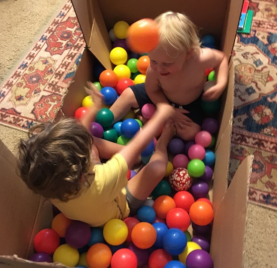 boys_in_ballpit