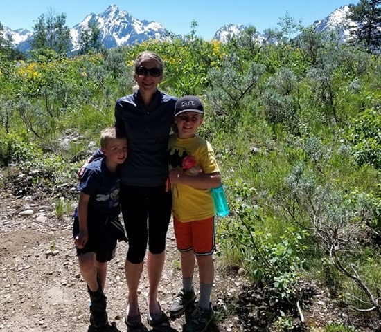 mom_and_boys